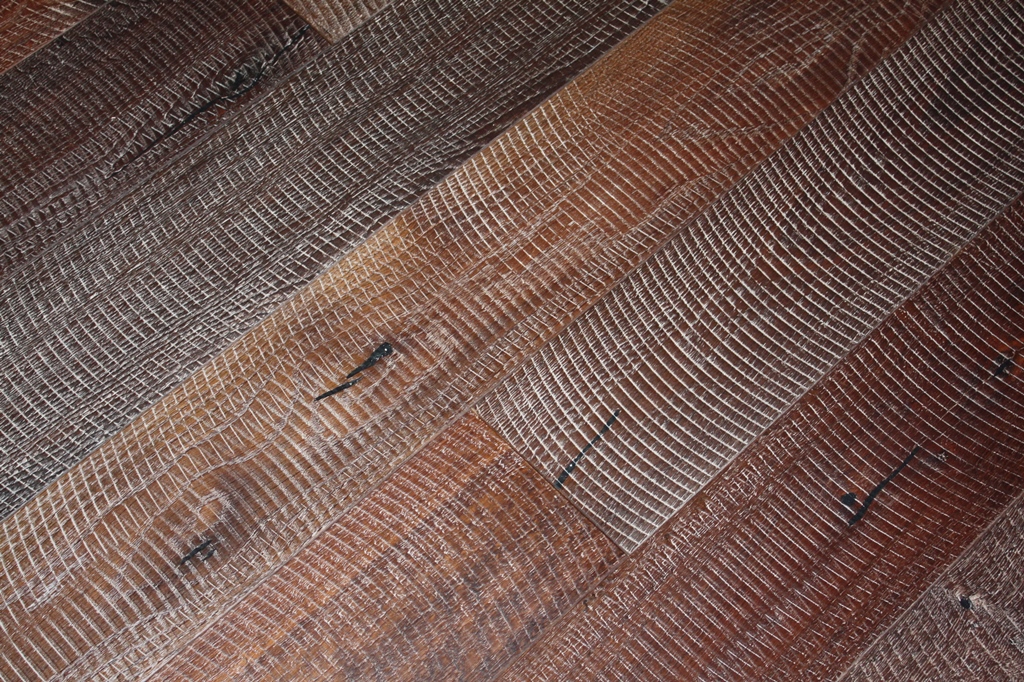 DECK ANTIQUE CIRCULAR RIDGES detail 1